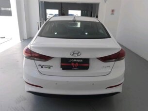 Foto 4 - Hyundai Elantra Elantra 2.0 GLS (Aut) (Flex) automático