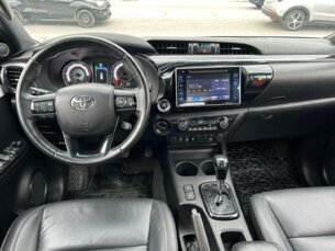 Foto 5 - Toyota Hilux Cabine Dupla Hilux 2.8 TDI CD SRX 50th 4x4 (Aut) automático