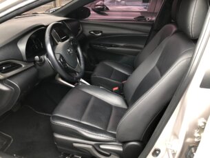 Foto 9 - Toyota Yaris Hatch Yaris 1.5 XS Connect CVT automático