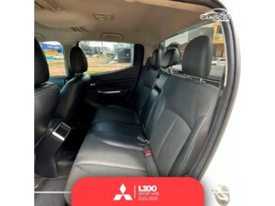 Foto 5 - Mitsubishi L200 Triton L200 Triton Sport 2.4 D HPE 4WD (Aut) automático