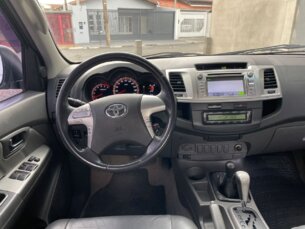 Foto 7 - Toyota Hilux Cabine Dupla Hilux 2.7 Flex 4x4 CD SRV (Aut) automático