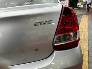 Foto 6 - Toyota Etios Sedan Etios Sedan X Plus 1.5 (Flex) (Aut) automático