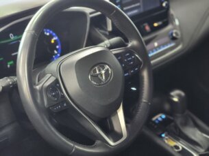 Foto 10 - Toyota Corolla Corolla 1.8 Altis Hybrid automático