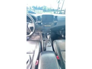 Foto 8 - Toyota Hilux Cabine Dupla Hilux 3.0 TDI 4x4 CD SRV automático