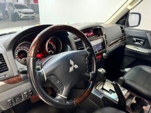 Foto 8 - Mitsubishi Pajero Full Pajero Full 3.2 DI-D 5D HPE 4WD automático