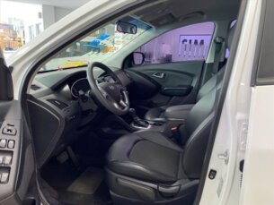 Foto 10 - Hyundai ix35 ix35 2.0 GL (Aut) automático