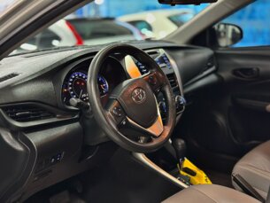 Foto 7 - Toyota Yaris Sedan Yaris Sedan 1.5 XL Live CVT automático