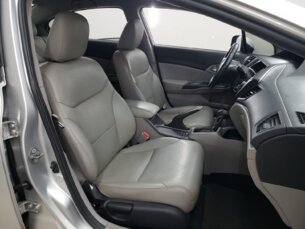 Foto 10 - Honda Civic Civic LXS 1.8 i-VTEC (Aut) (Flex) manual