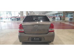 Foto 4 - Toyota Etios Sedan Etios Sedan XS 1.5 (Flex) (Aut) automático