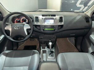 Foto 7 - Toyota Hilux Cabine Dupla Hilux 3.0 TDI 4x4 CD SRV automático