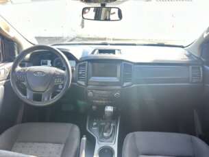 Foto 7 - Ford Ranger (Cabine Dupla) Ranger 2.2 CD XLS 4WD (Aut) automático