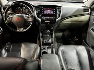 Foto 7 - Mitsubishi L200 Triton L200 Triton Sport 2.4 TD HPE Top 4WD (Aut) automático