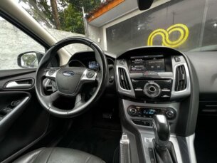 Foto 6 - Ford Focus Hatch Focus Hatch Titanium 2.0 16V PowerShift automático