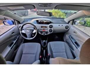 Foto 4 - Toyota Etios Hatch Etios XS 1.3 (Flex) manual