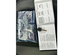 Foto 7 - Chevrolet Onix Onix 1.0 LT SPE/4 manual