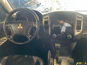 Foto 9 - Mitsubishi Pajero Full Pajero Full 3.2 DI-D 3D HPE 4WD automático