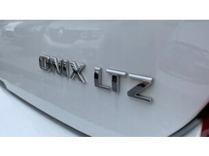 Foto 4 - Chevrolet Onix Onix 1.4 LTZ SPE/4 manual