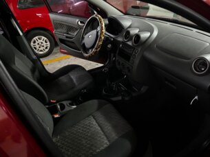Foto 3 - Ford Fiesta Hatch Fiesta Hatch Personnalité 1.0 8V manual