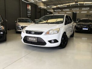 Ford Focus Hatch GLX 2.0 16V (Flex) (Aut)