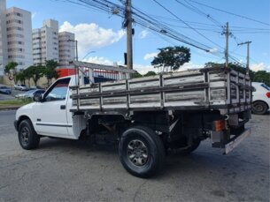 Foto 3 - Chevrolet S10 Cabine Simples S10 Luxe 4x2 2.2 EFi (Cab Simples) manual
