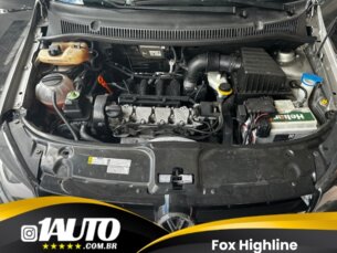 Foto 9 - Volkswagen Fox Fox 1.6 VHT Highline I-Motion (Aut) (Flex) automático