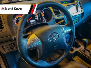 Foto 6 - Toyota Hilux Cabine Dupla Hilux 3.0 TDI 4x4 CD SRV (Aut) manual