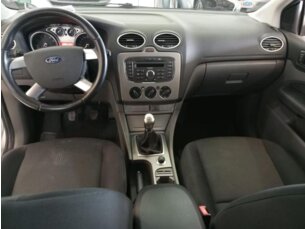Foto 8 - Ford Focus Hatch Focus Hatch GL 1.6 16V (Flex) automático