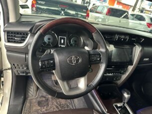 Foto 7 - Toyota SW4 SW4 2.8 TDI SRX 7L 4x4 (Aut) automático