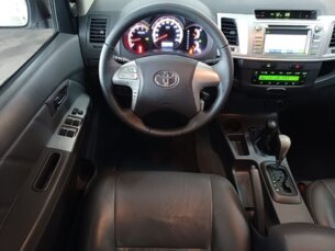 Foto 9 - Toyota Hilux Cabine Dupla Hilux 3.0 TDI 4x4 CD SRV (Aut) manual
