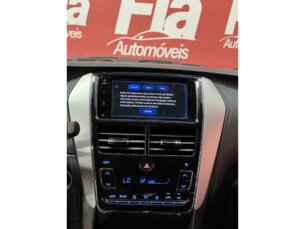 Foto 4 - Toyota Yaris Hatch Yaris 1.5 XS Connect CVT automático