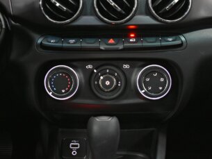 Foto 9 - Fiat Cronos Cronos 1.8 HGT (Aut) automático