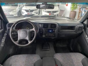 Foto 6 - Chevrolet S10 Cabine Dupla S10 Luxe 4x2 2.8 (Cab Dupla) manual