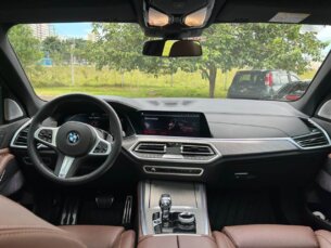 Foto 10 - BMW X5 X5 M50i xDrive 4.4 automático