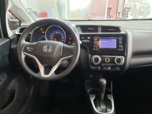 Foto 10 - Honda Fit Fit 1.5 LX CVT automático