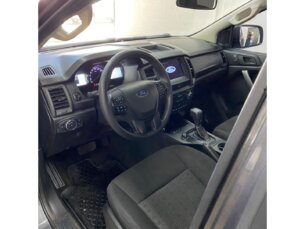 Foto 9 - Ford Ranger (Cabine Dupla) Ranger 2.2 CD XLS 4WD (Aut) automático