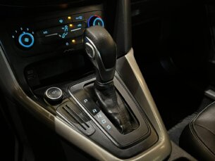 Foto 8 - Ford Focus Sedan Focus Fastback SE Plus 2.0 PowerShift automático