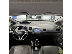 Foto 5 - Honda Civic New Civic LXL 1.8 i-VTEC (Couro) (Flex) manual