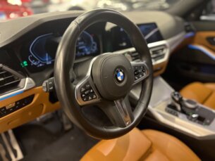 Foto 5 - BMW Série 3 330e M Sport automático