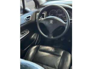 Foto 8 - Peugeot 307 307 Hatch. Presence 1.6 16V (flex) manual