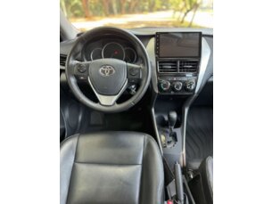 Foto 10 - Toyota Yaris Sedan Yaris Sedan 1.5 XL Live CVT automático
