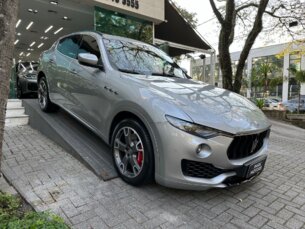 Foto 3 - Maserati Levante Levante 3.0 V6 Luxury 4WD automático