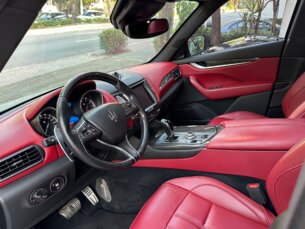 Foto 7 - Maserati Levante Levante 3.0 V6 Luxury 4WD automático