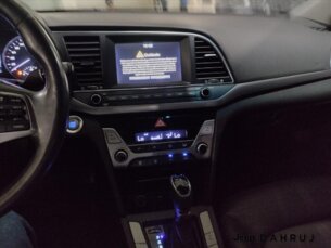 Foto 9 - Hyundai Elantra Elantra 2.0 Básica (Aut) (Flex) automático