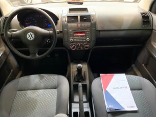 Foto 7 - Volkswagen Polo Polo Hatch. 1.6 8V manual