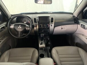 Foto 2 - Mitsubishi Pajero Pajero 3.2 DI-D Outdoor 4WD (Aut) automático