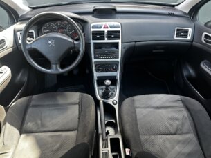 Foto 9 - Peugeot 307 307 Hatch. Presence 1.6 16V (flex) automático