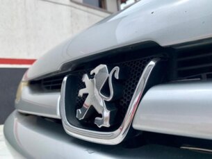 Foto 8 - Peugeot 206 206 Hatch. Allure 1.6 16V (flex) manual