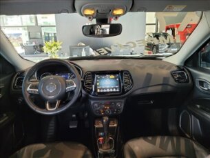 Foto 7 - Jeep Compass Compass 2.0 Limited (Aut) (Flex) automático