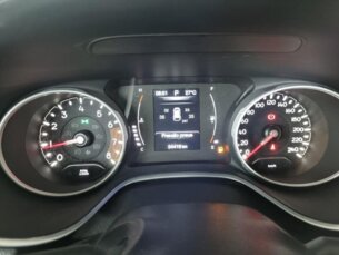 Foto 9 - Jeep Compass Compass 2.0 Sport (Aut) automático