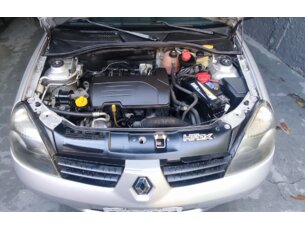 Foto 8 - Renault Clio Clio Hatch. Campus 1.0 16V (flex) 4p manual